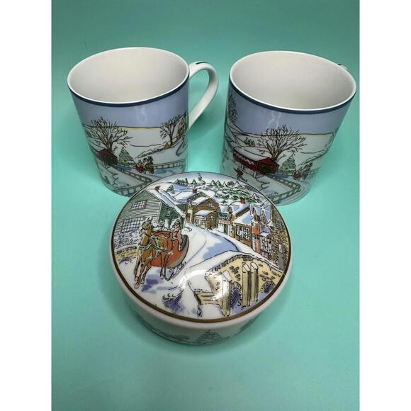 Tiffany & Co For CVS 1992 Winter Scene Glass Mugs And Matching Trinket Box
